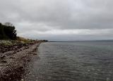 Eine Stunde lang versuchten wir alles. Leider ohne Erfolg. Da noch etwas Zeit war, machten wir uns auf, einen letzten Abschnitt zu besuchen. Auch hier mit Wind von achtern. An diesem Strand hatten wir beide schonmal mit Fisch anbandeln können.