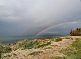 Und auch heute sollte die Wettervorhersage Recht behalten. Typisches Aprilwetter war vorhergesagt. Und genau so kam es dann auch. Sonnige Abschnitte wechselten mit Regen-, oder Graupelschauern. Gibt auf jeden Fall nette Bilder. Und gerade bei solcher Konstellation kann man die Unterwasserstruktur besonders gut erkennen. Eine ausgeprägte Sandbank und davor eine „richtig tolle“ Wanne.